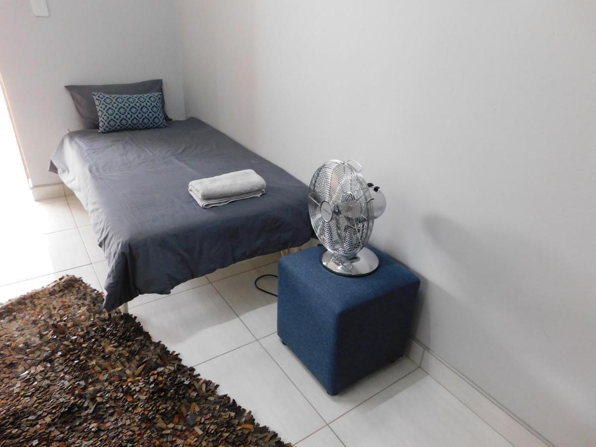 Hotel Meteorite Rest Camp Grootfontein Exterior foto